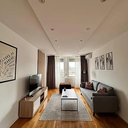 Dvor Center Apartment,14th Floor View *